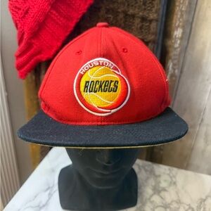 HOUSTON ROCKETS MITCHELL & NESS NBA 2 TONE SNAPBACK HAT RED BLACK One Size Fits